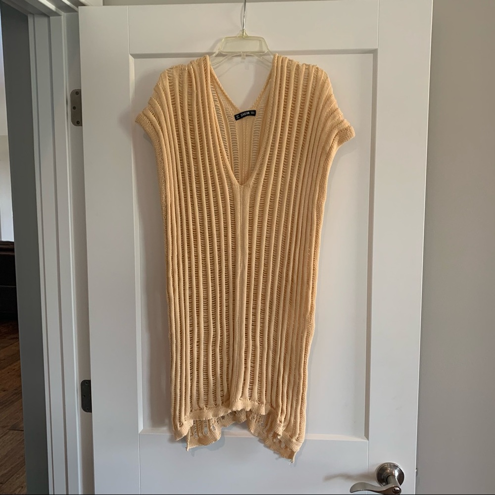 Swimsuit coverup